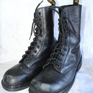 RARE 90s Dr. Martens Made In England 10-Eye Lace Up Boots Size Size 7 Women 1047
